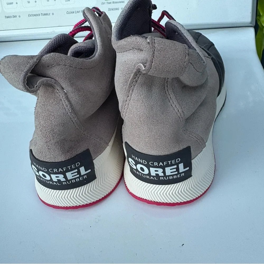 Sorel Gray and Pink Sneakers - Picture 3 of 4